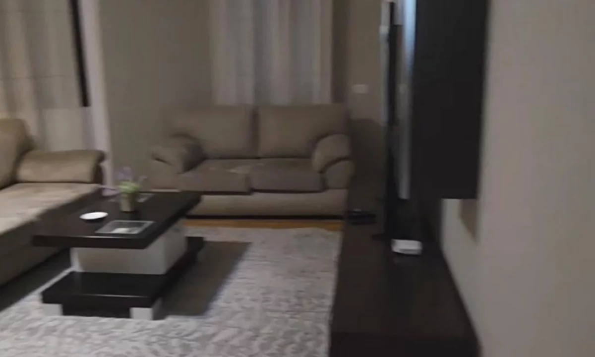 Shtepi me qera Apartament ne Tirane, 2+1, Mobilimi E mobiluar, Pagesa 1,500  Euro.