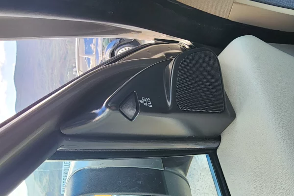 Auto in Vendita a Tirana, Volvo, 2015 Benzine,Kambio Automatik Pagamento 11,000  Euro.