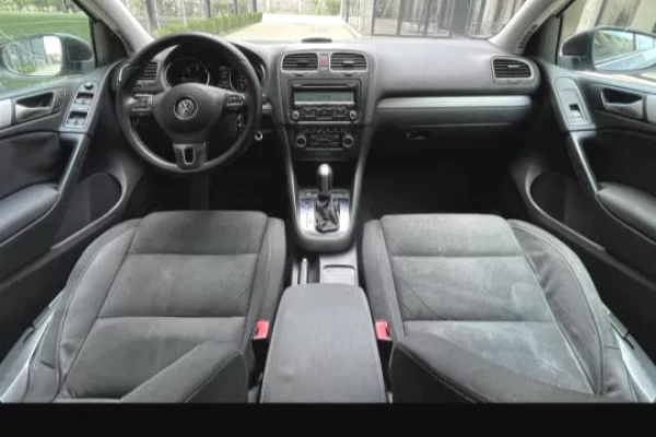 Auto in Vendita a Tirana, Volkswagen, 2010 Diesel,Kambio Automatik Pagamento 6,500,000  Leke.