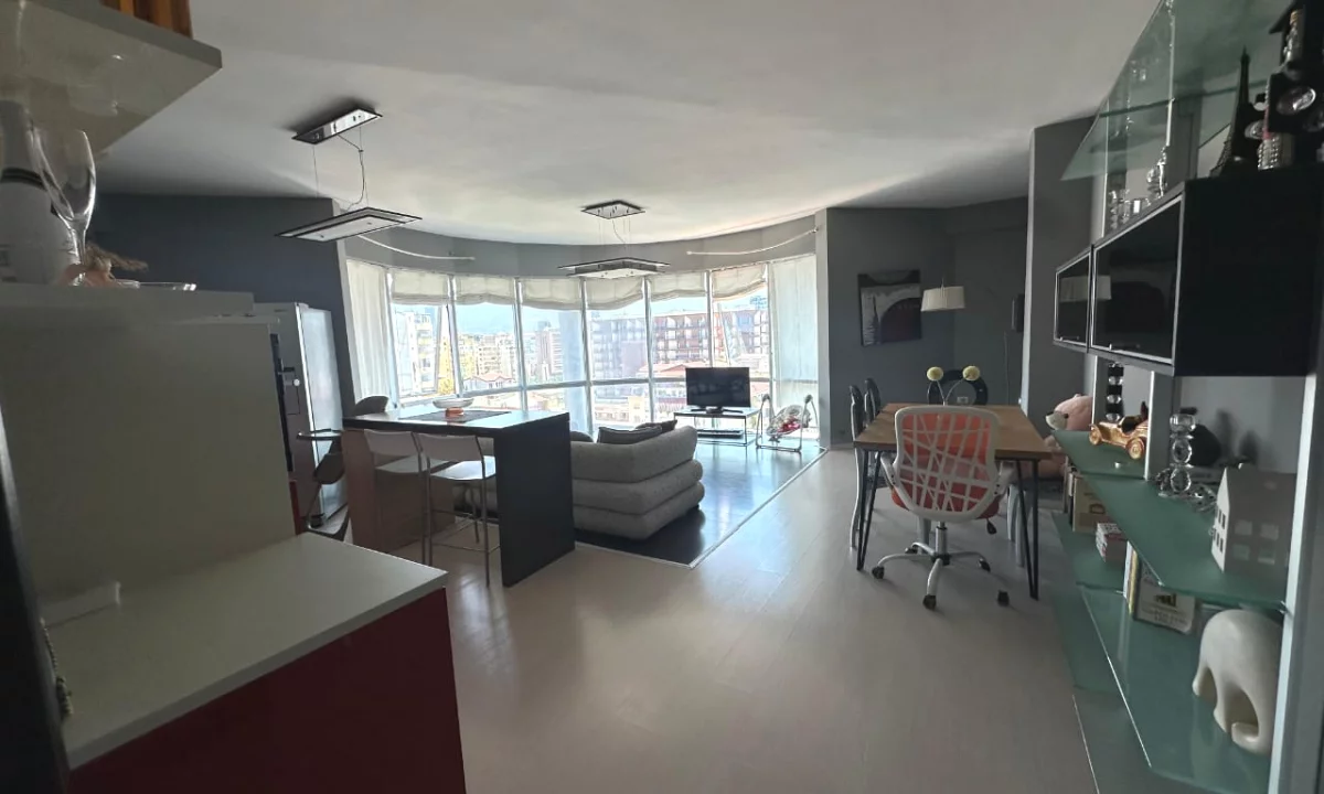 Shtepi me qera Apartament ne Tirane, 2+1, Mobilimi E mobiluar, Pagesa 80,000  Leke.