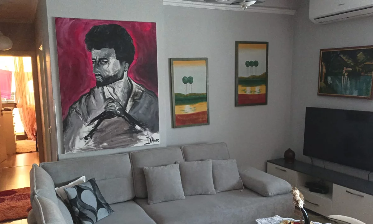 Shtepi me qera Apartament ne Tirane, 2+1, Mobilimi E mobiluar, Pagesa 700  Euro.