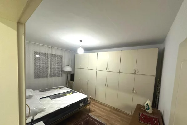 Shtepi me qera Apartament ne Tirane, 2+1, Mobilimi E mobiluar, Pagesa 50,000  Leke.