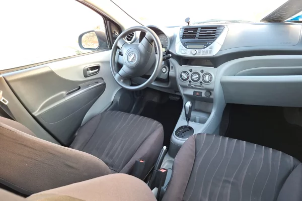 Auto in Vendita a Lushnja, Nissan, 2010 Benzine,Kambio Automatik Pagamento 4,200  Euro.