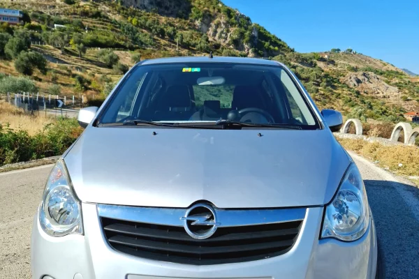 Auto in Vendita a Elbasan, Suzuki, 2012 gasoline-gas,Kambio Automatik Pagamento 4,600  Euro.