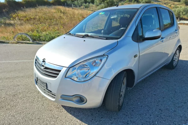 Auto in Vendita a Elbasan, Suzuki, 2012 gasoline-gas,Kambio Automatik Pagamento 4,600  Euro.