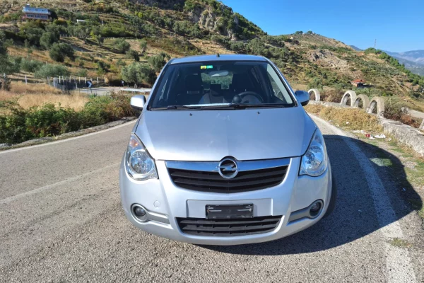 Auto in Vendita a Elbasan - 4,600 Euro