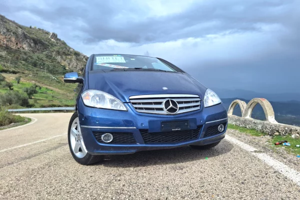 Auto in Vendita a Lushnja, Mercedes-Benz, 2013 gasoline-gas,Kambio Automatik Pagamento 5,500  Euro.