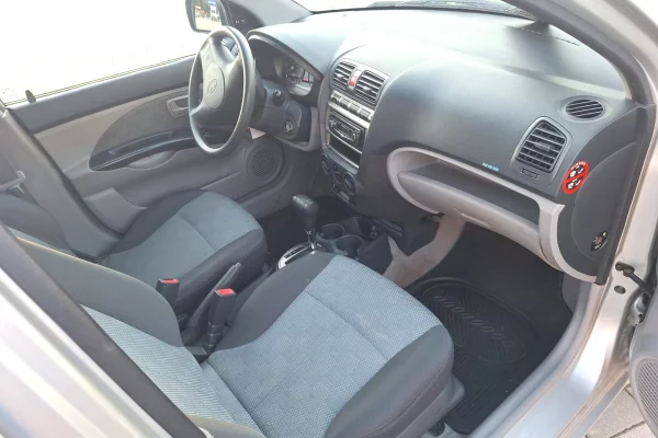 Auto in Vendita a Elbasan, KIA, 2007 Benzine,Kambio Automatik Pagamento 3,600  Euro.