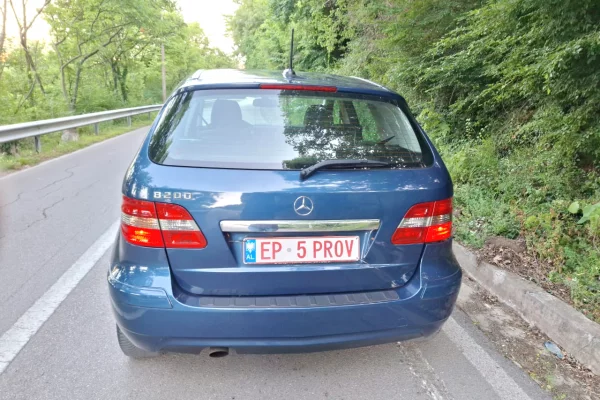 Auto in Vendita a Elbasan - 5,200 Euro