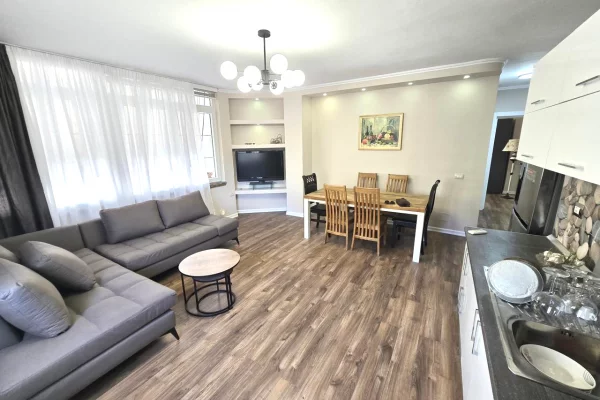 House for Rent 2+1 in Tirana - 800 Euro