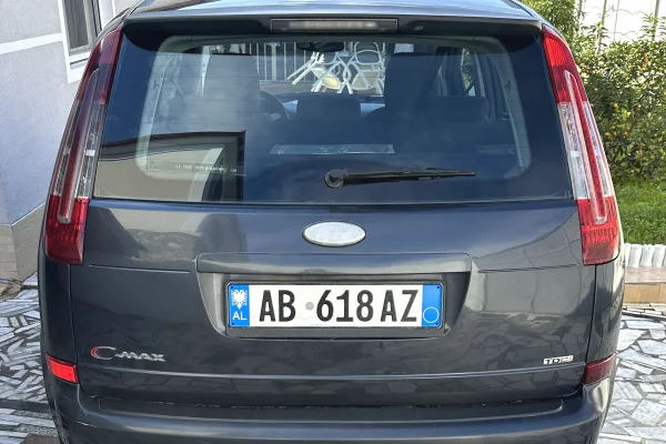 Auto in Vendita a Elbasan - 280,000 Leke