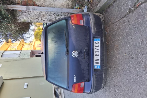 Auto in Vendita a Elbasan, Volkswagen, 2000 Benzine,Kambio Manual Pagamento 15,000  Euro.