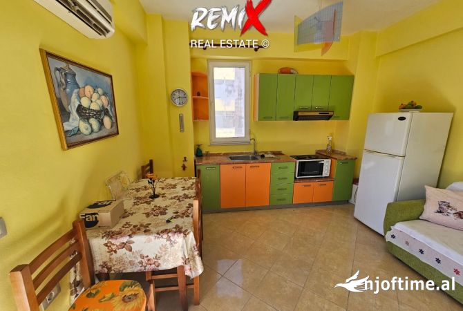 JEPET ME QERA APARTAMENT 1+1 NE PLAZH