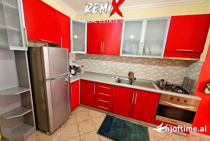 Shtepi ne shitje Apartament ne Durres, 2+1, Mobilimi E mobiluar, Pagesa 80,000  Euro.