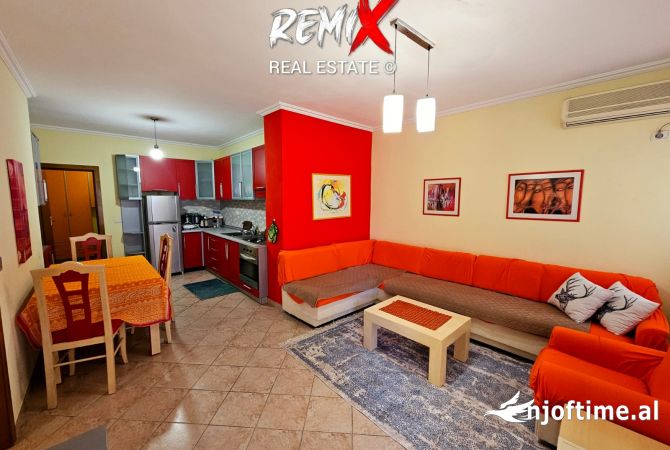 Shtepi ne shitje Apartament ne Durres, 2+1, Mobilimi E mobiluar, Pagesa 80,000  Euro.