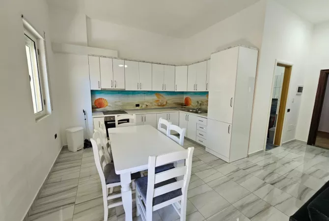 APARTAMENT 2+1 MBAS  AUTOSTRRADES SHKEMI KAVAJES