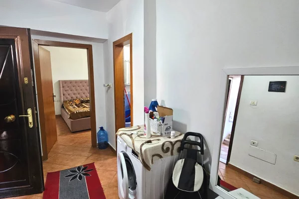 Shtepi ne shitje Apartament ne Durres, 1+1, Mobilimi E mobiluar, Pagesa 7,500,000  Leke.