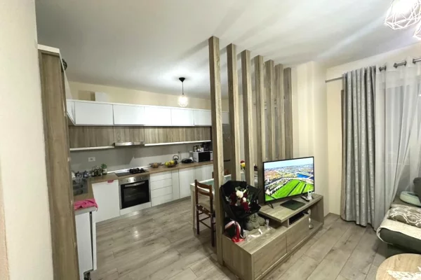🏡 JEPET ME QERA APARTAMENT 1+1 PRANË ISH RAJONIT TË POLICISË, DURRËS