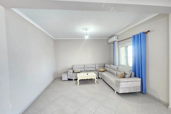 Shtepi me qera Apartament ne Durres, 2+1, Mobilimi E mobiluar, Pagesa 400  Euro.