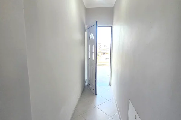 Shtepi me qera Apartament ne Durres, 2+1, Mobilimi E mobiluar, Pagesa 400  Euro.