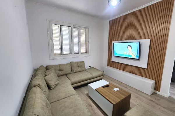 🏡 JEPET ME QERA SUPER APARTAMENT 2+1 PRANË VALA PARKUT ✨