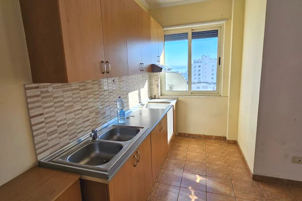 Apartment for sale in Durres 2+1, Emty