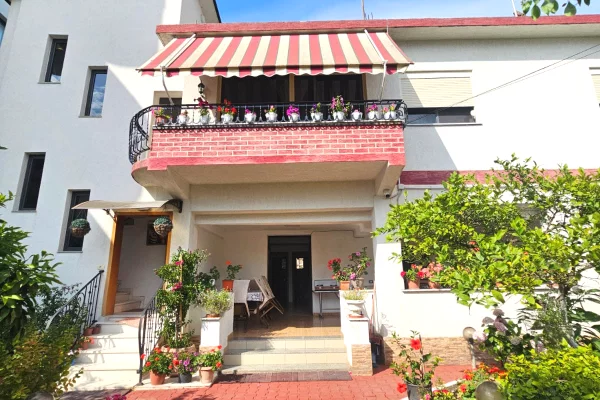Private house for sale in Durres 7+1, Furnished
