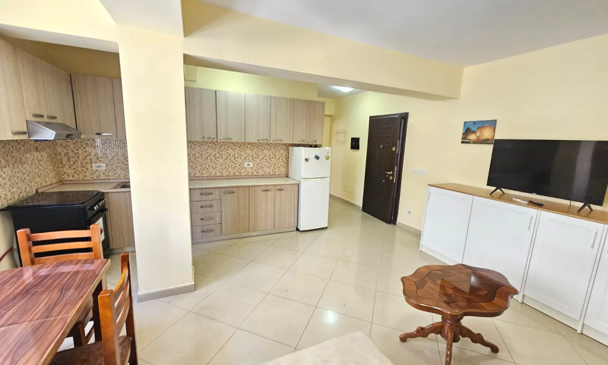 Shtepi ne shitje Apartament ne Durres, 1+1, Mobilimi E mobiluar, Pagesa 115,000  Euro.