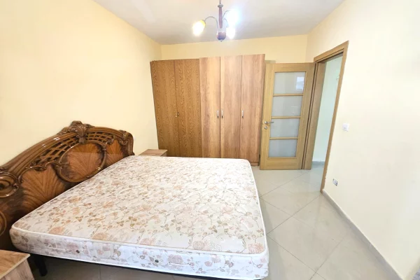 Shtepi ne shitje Apartament ne Durres, 1+1, Mobilimi E mobiluar, Pagesa 115,000  Euro.