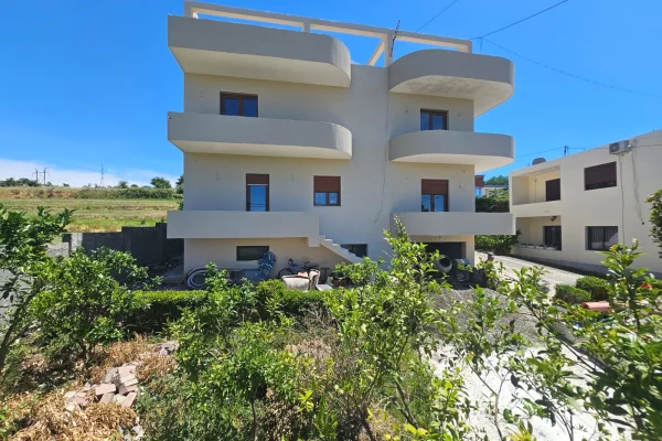 Shtepi ne shitje 7+1 ne Durres - 490,000 Euro