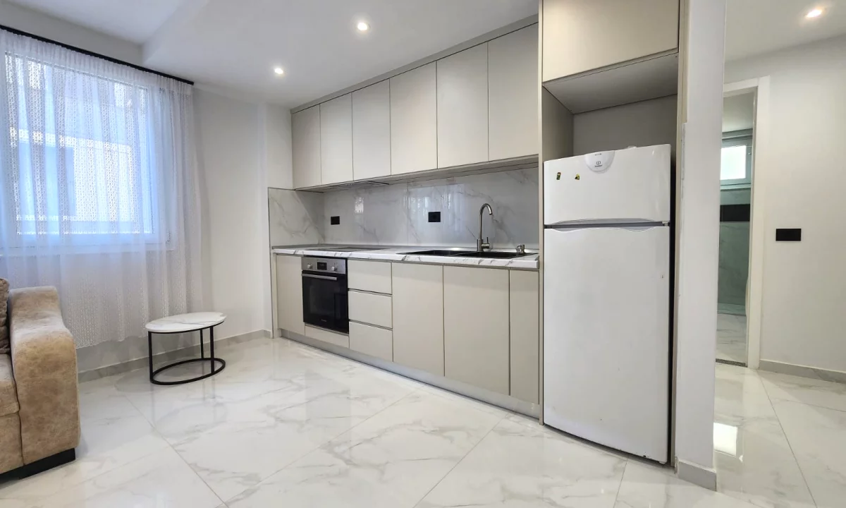 Shtepi me qera Apartament ne Durres, 1+1, Mobilimi E mobiluar, Pagesa 33,000  Leke.