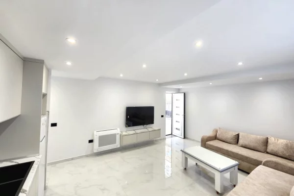 Shtepi me qera Apartament ne Durres, 1+1, Mobilimi E mobiluar, Pagesa 33,000  Leke.