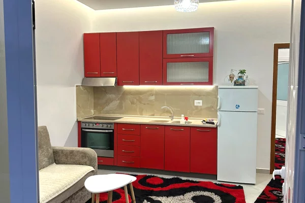 Shtepi me qera Apartament ne Durres, 1+1, Mobilimi E mobiluar, Pagesa 27,000  Leke.