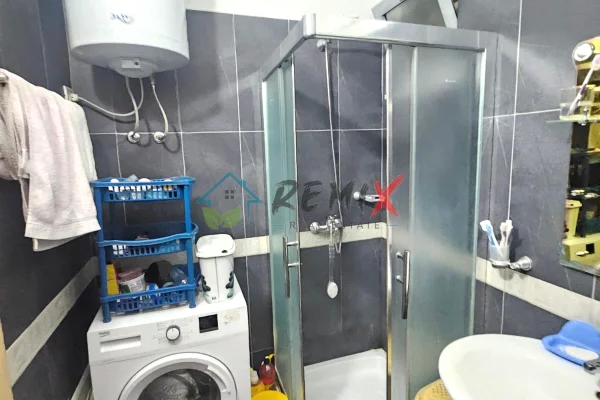 Shtepi ne shitje Apartament ne Durres, 1+1, Mobilimi E mobiluar, Pagesa 110,000  Euro.