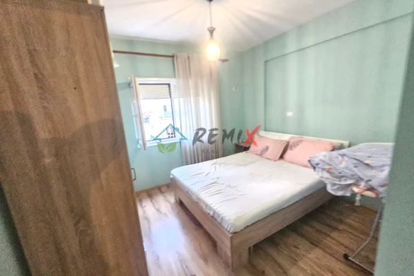 Shtepi ne shitje Apartament ne Durres, 1+1, Mobilimi E mobiluar, Pagesa 110,000  Euro.