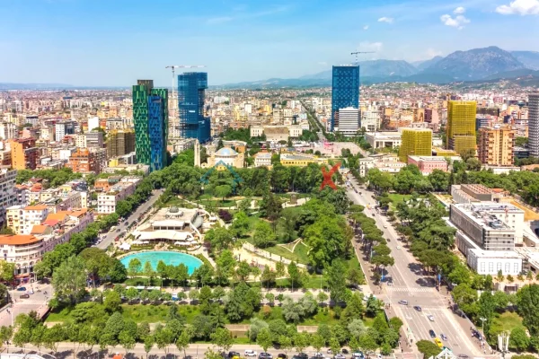🔥 SHITET AMBJENT BIZNESI , RESTORANT,  RRUGA ELBASANIT, PRANE  LICEUT ARTISTIK, TIRANE  🔥