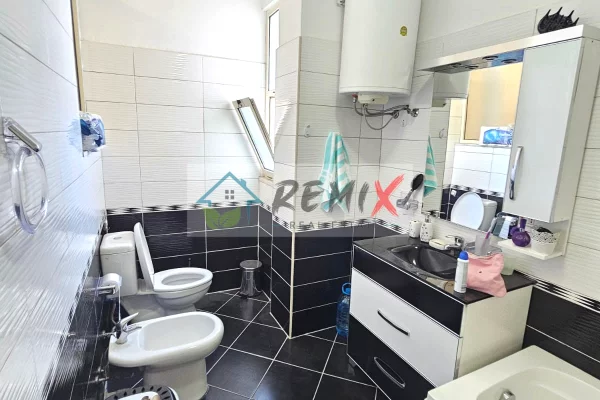 Shtepi me qera Apartament ne Durres, 2+1, Mobilimi E mobiluar, Pagesa 450  Euro.