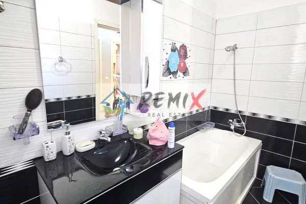 Shtepi me qera Apartament ne Durres, 2+1, Mobilimi E mobiluar, Pagesa 450  Euro.