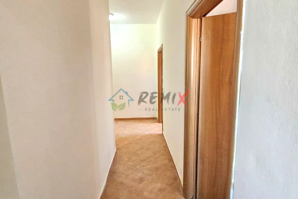 Shtepi me qera Apartament ne Durres, 2+1, Mobilimi E mobiluar, Pagesa 30,000  Leke.