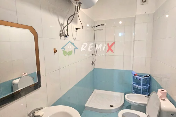 Shtepi ne shitje Apartament ne Durres, 2+1, Mobilimi E mobiluar, Pagesa 120,000  Euro.