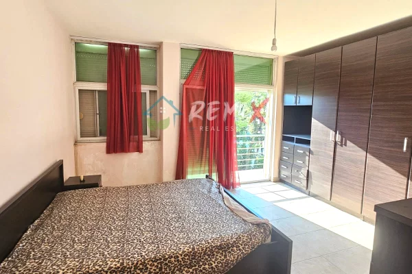 Shtepi ne shitje Apartament ne Durres, 2+1, Mobilimi E mobiluar, Pagesa 95,000  Euro.