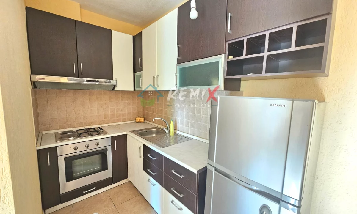Shtepi ne shitje Apartament ne Durres, 2+1, Mobilimi E mobiluar, Pagesa 95,000  Euro.
