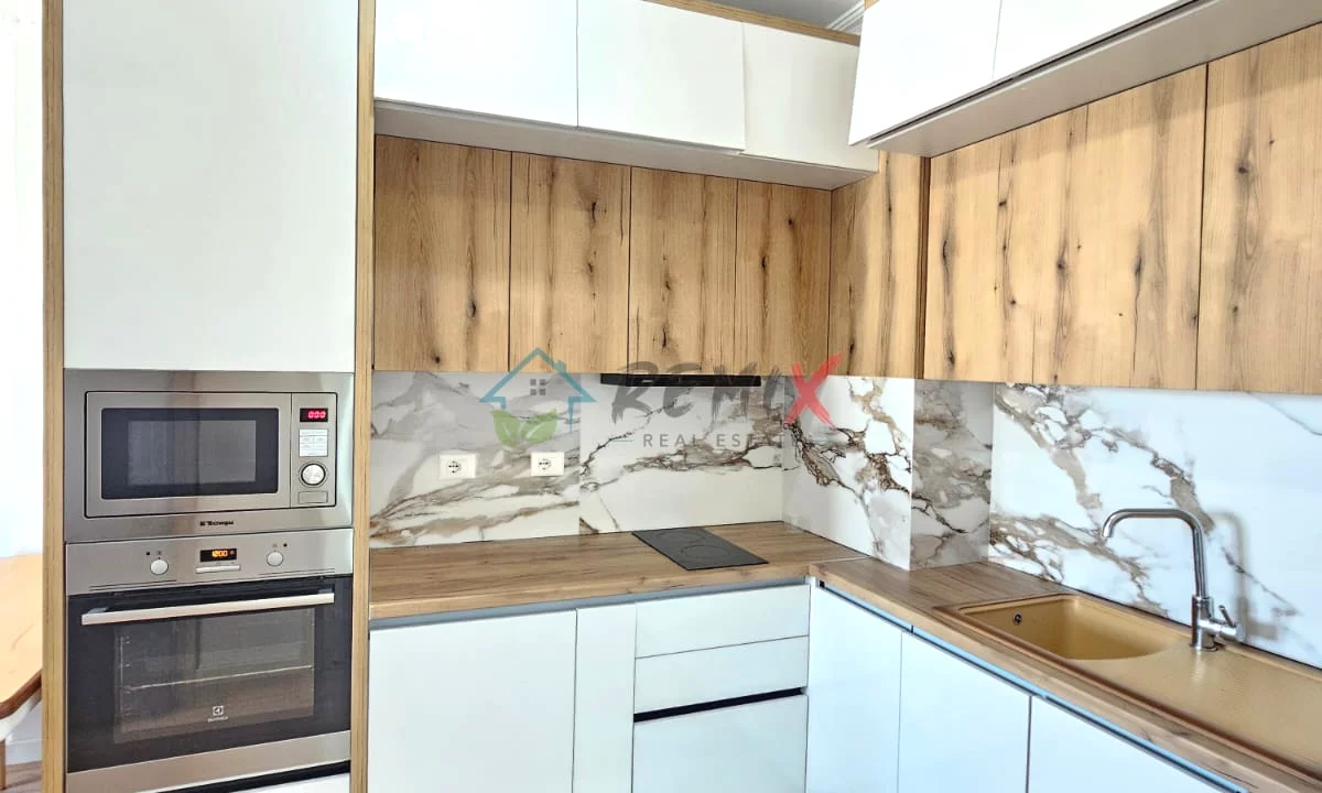 Shtepi ne shitje Apartament ne Durres, 2+1, Mobilimi E mobiluar, Pagesa 135,000  Euro.