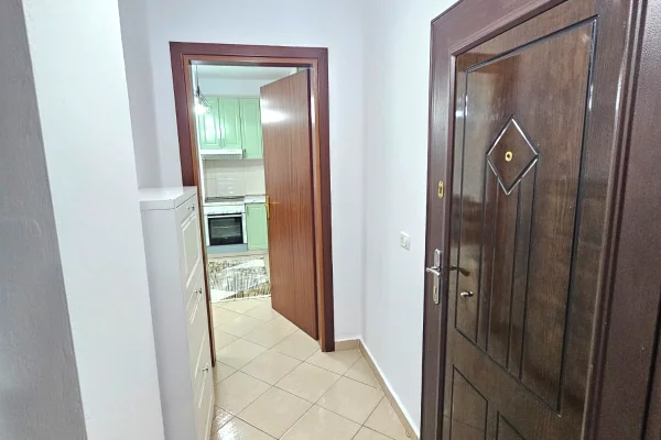 Shtepi ne shitje Apartament ne Durres, 1+1, Mobilimi E mobiluar, Pagesa 92,000  Euro.