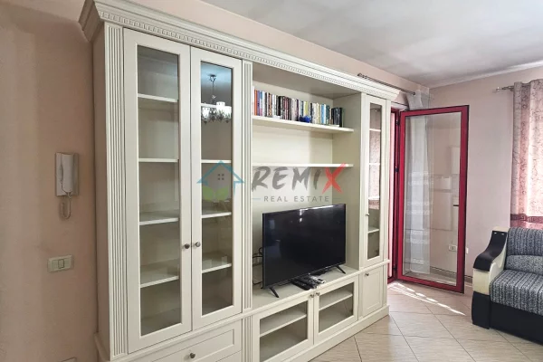 Shtepi me qera Apartament ne Durres, 1+1, Mobilimi E mobiluar, Pagesa 400  Euro.
