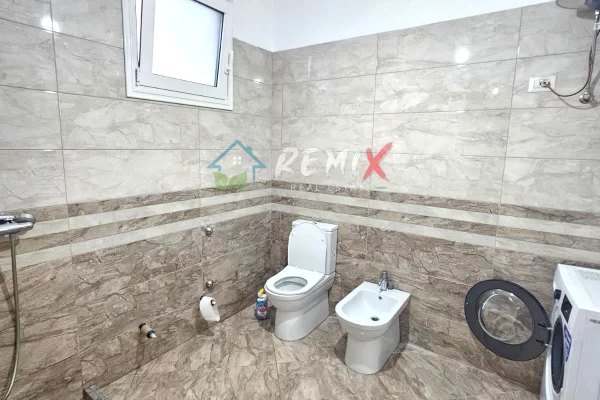 Shtepi me qera Apartament ne Durres, 3+1, Mobilimi E mobiluar, Pagesa 400  Euro.