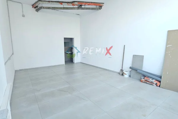  🏢 JEPET ME QIRA AMBIENT BIZNESI – ISH-URT, DURRES