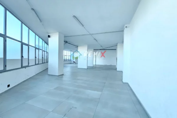  🏢 JEPET ME QIRA AMBIENT BIZNESI – ISH-URT, DURRES