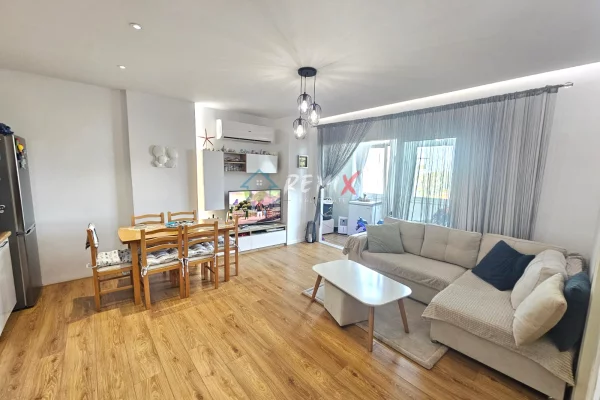 Shtepi me qera Apartament ne Durres, 1+1, Mobilimi E mobiluar, Pagesa 400  Euro.