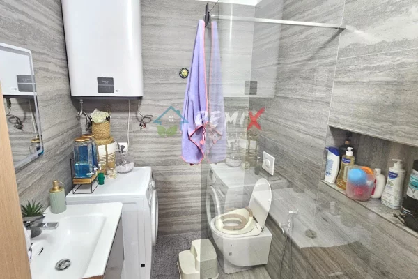Shtepi me qera Apartament ne Durres, 1+1, Mobilimi E mobiluar, Pagesa 400  Euro.